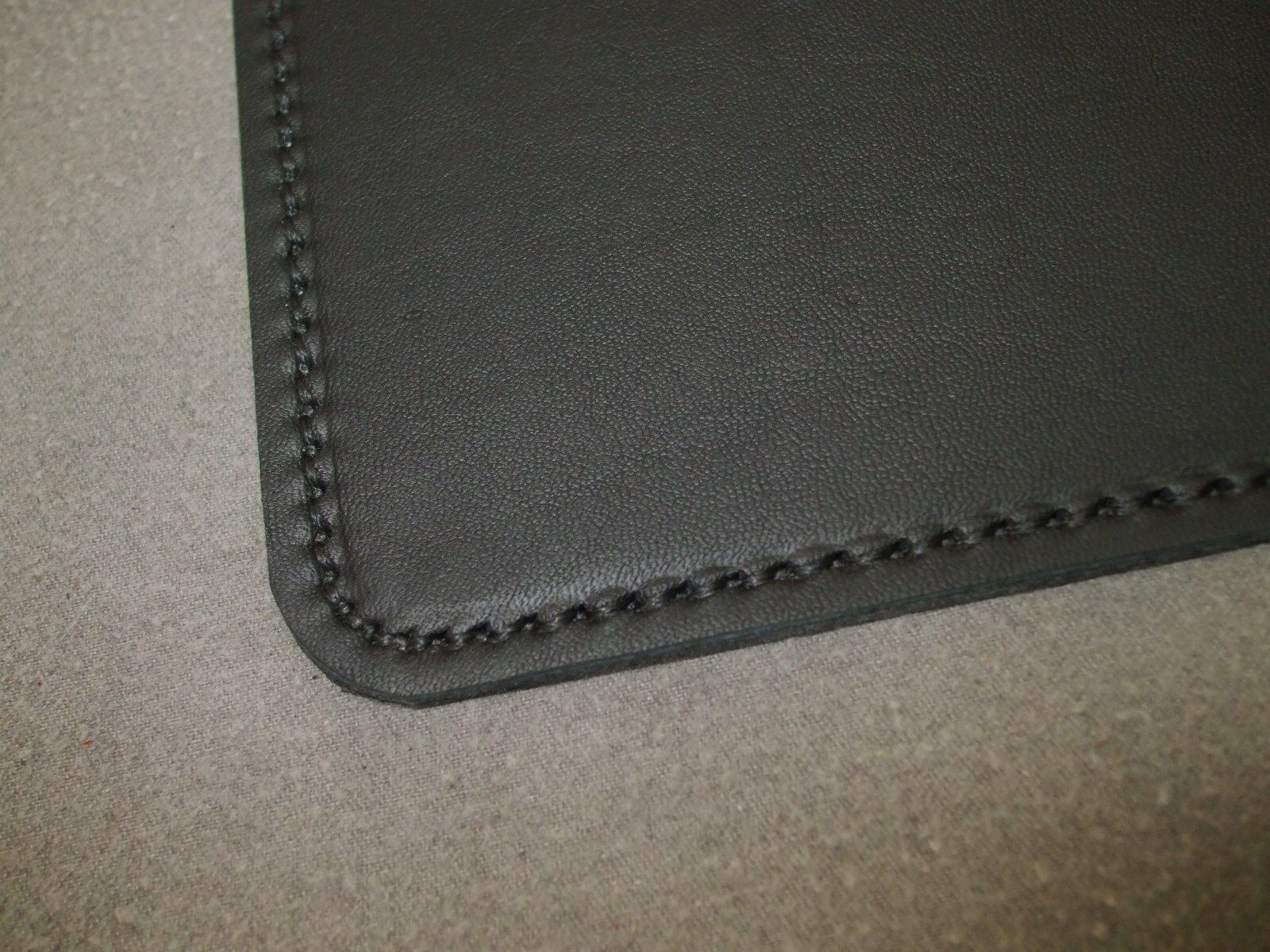 Schreibtischunterlage, punziert, Echtleder